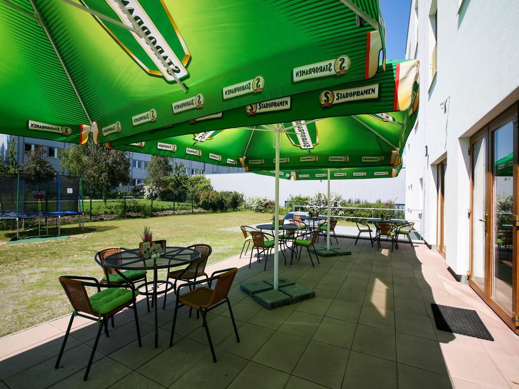 Nad Kralovnou Hotel & Restaurant Prague Phòng bức ảnh