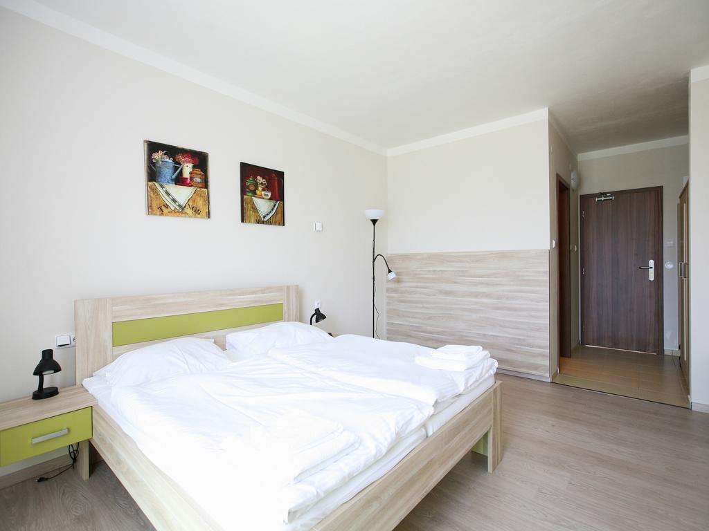 Nad Kralovnou Hotel & Restaurant Prague Ngoại thất bức ảnh